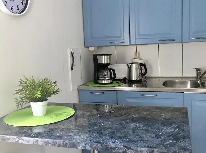 Aurora Center 3 * רובניימי