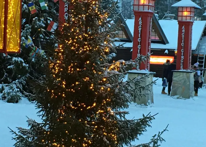 Aurora Center 3 דירה *